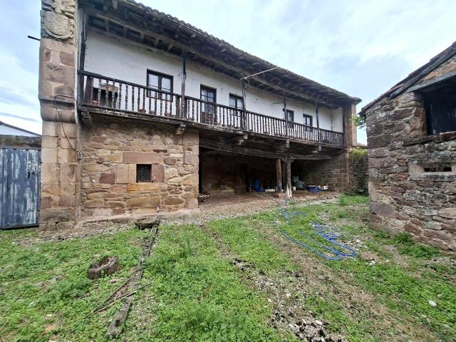 Casa en venta en Santibáñez, Cabezón De La Sal
