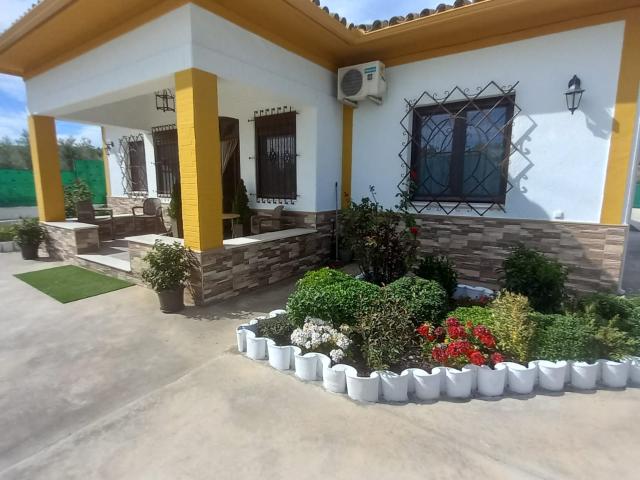 Casa en venta en Cabra, Andalucía
