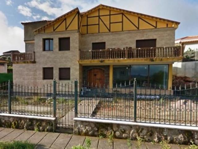 Casa en venta en Ceres Golf, Cáceres