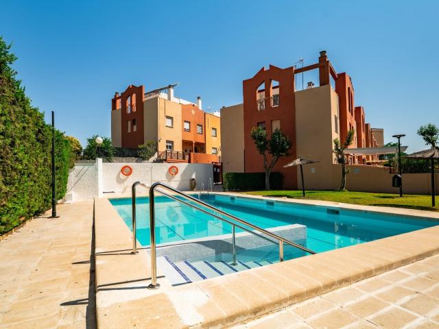 Casa en venta en Santa Eufemia, Tomares