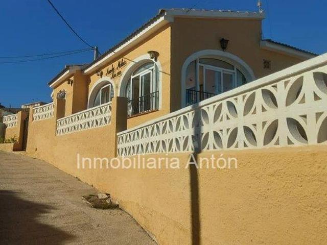 Casa en venta en Callosa D'en Sarrià