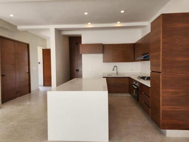 Casa en Venta Cancun en Esquina 3 rec Amenidades y Seguridad