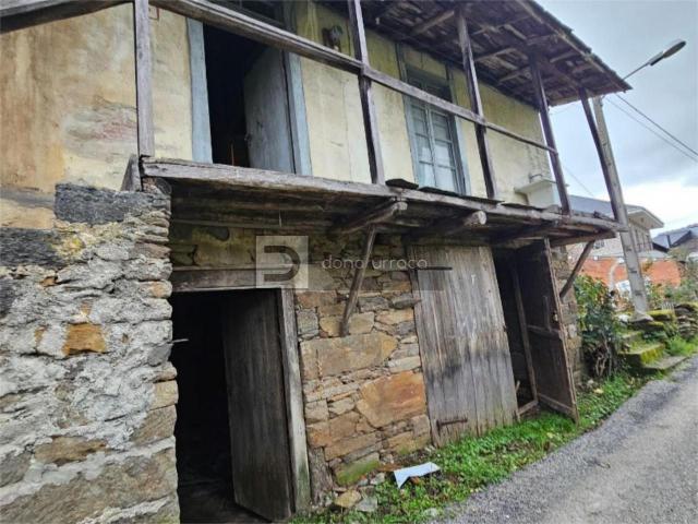 Chalet en venta en San Francisco, Ourense