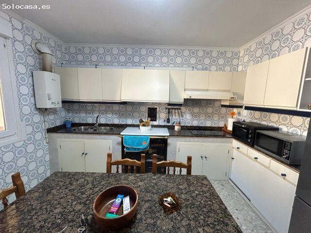 Casa en venta en Ribeira, A Barbanza