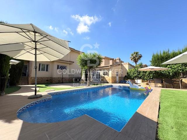 Casa en venta en Urbanización La Loma, La Hoya de Buñol