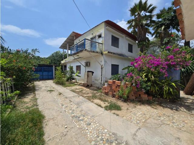 Casa en venta en Girardot, Aragua