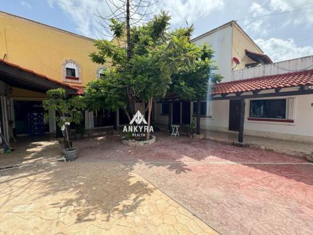 CASA EN VENTA COL DOCTORES CANCUN 16 HABITACIONES