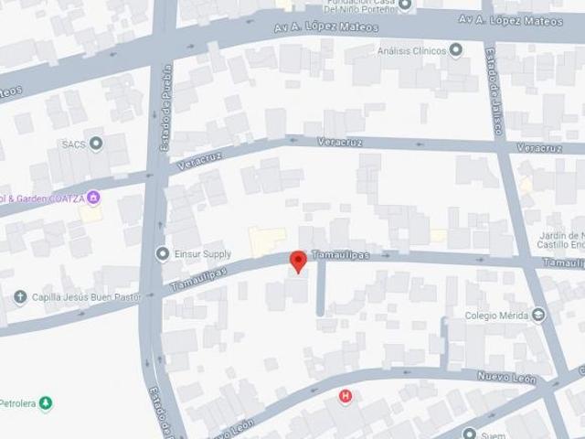 Casa en Venta. Colonia Petrolera. Coatzacoalcos, Veracruz