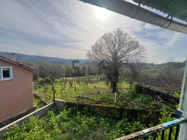 Casa en venta en A Peroxa