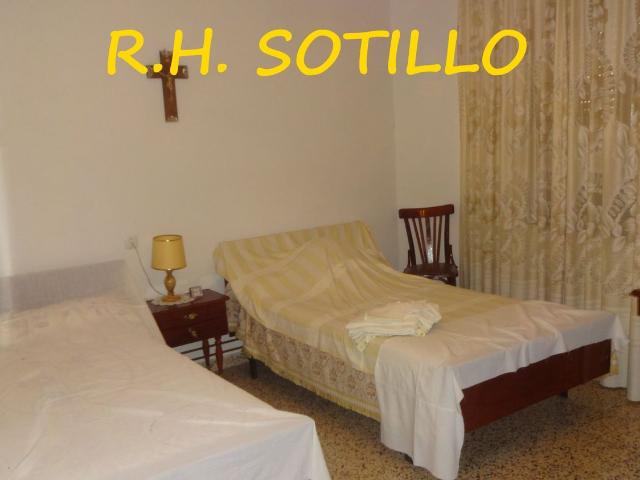 Casa en venta en Sotillo De La Adrada
