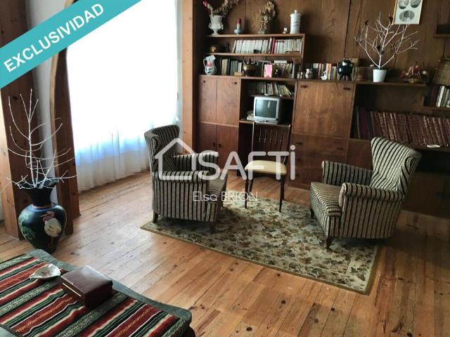 Casa en venta en Noia