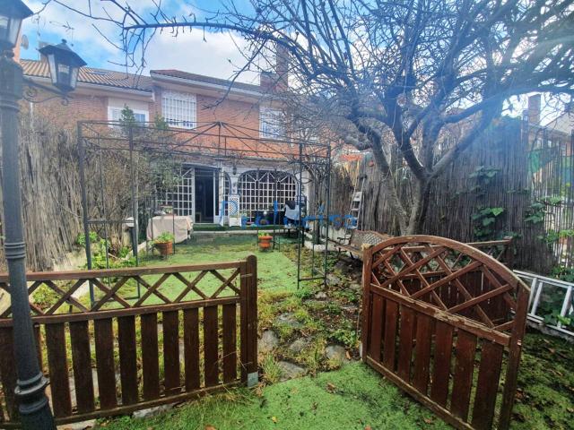 Casa en venta en Moraleja De Enmedio