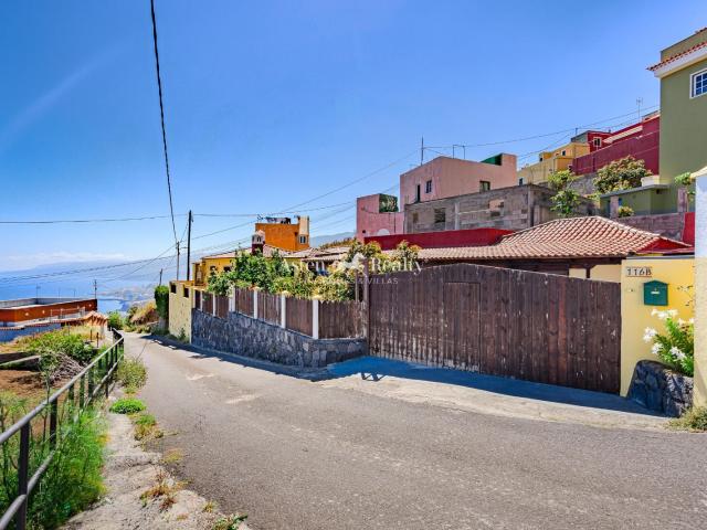Casa en venta en Los Realejos, Icod El Alto