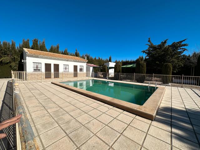 Casa en venta en Torreperogil, San Bartolomé-El Campillo