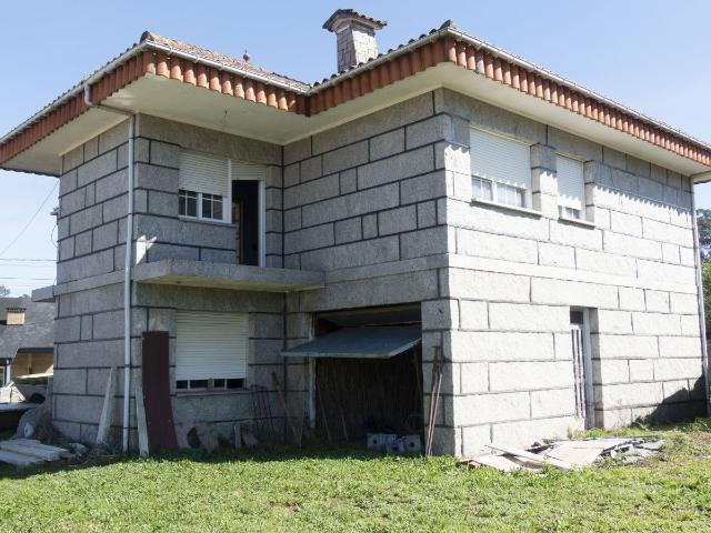 Casa en venta en Salceda De Caselas, A Becerreira