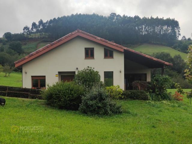 Casa en venta en Corvera De Asturias, Mora