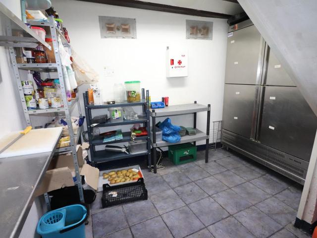 Casa en venta en Alborache