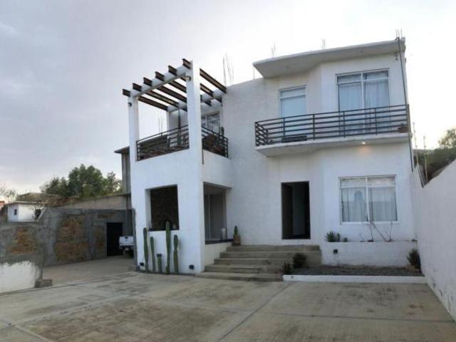Casa en venta en Santa María Atzompa, Oaxaca