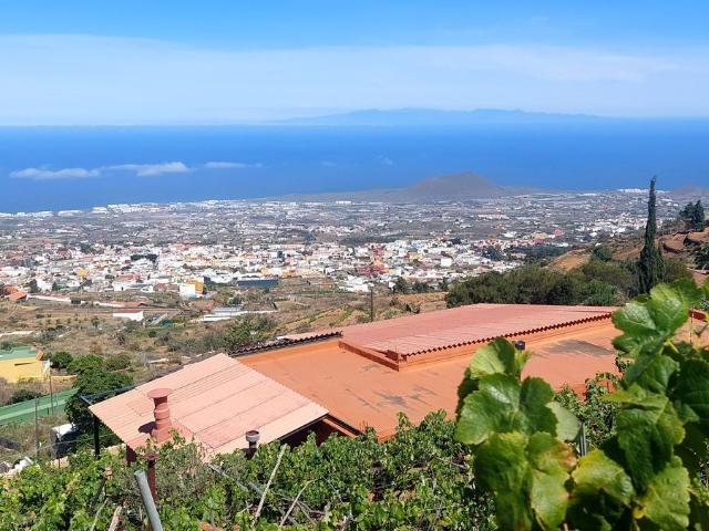 Casa en venta en Tenerife, El Pinarete Casa en venta en Tenerife, El Pinarete