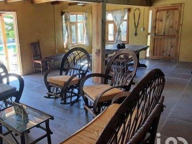 CASA EN VENTA CON ALBERCA CLIMATIZADA EN TEOPISCA
