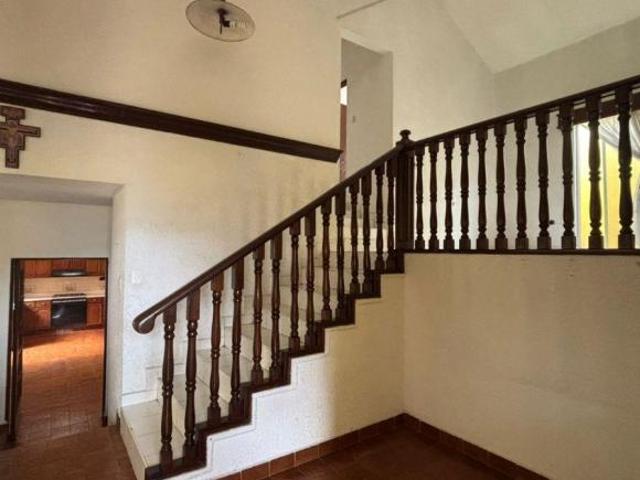 CASA EN VENTA CON RECAMARA EN PLANTA BAJA EN CUMBRES 4 SECTOR