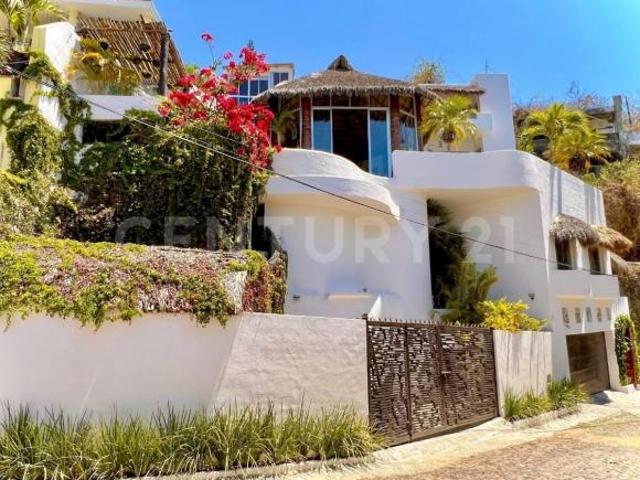 Casa en Venta con vista al Mar en Península de Santiago, Manzanillo.