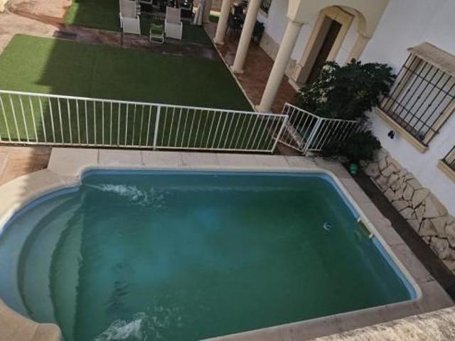 Casa en venta en Alcolea, Córdoba