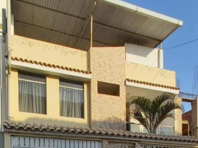 CASA EN VENTA COUNTRY CLUB MIRAFLORES PIURA