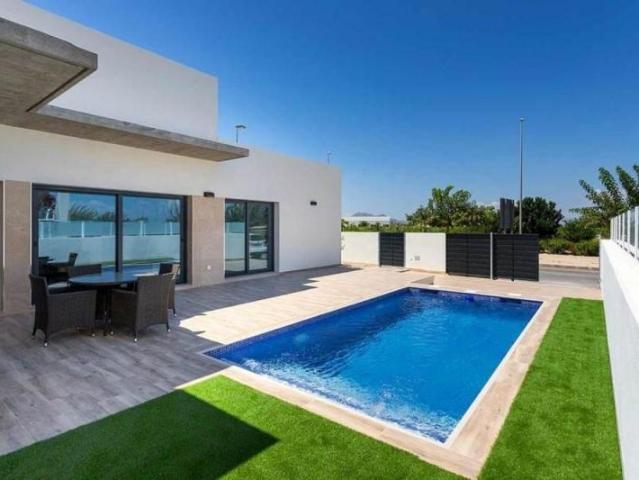 Casa en venta en el Baix Segura / La Vega Baja, Valencia