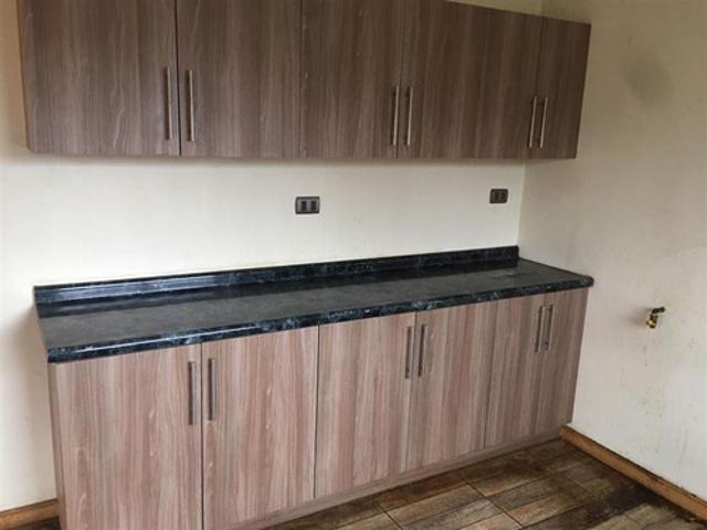 CASA EN VENTA DE 2 DORM. EN VALDIVIA