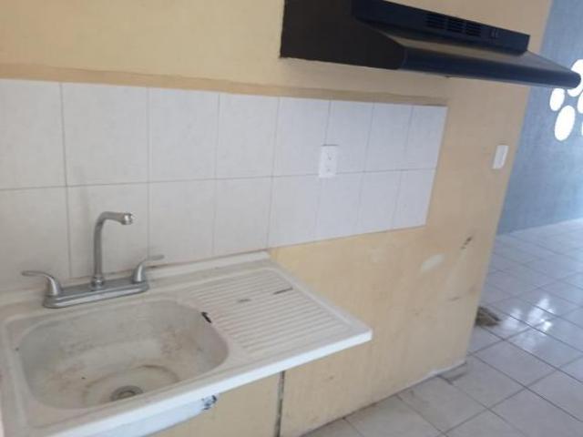 CASA EN VENTA DE 3 HABITACIONES CERCA DE PEÑAFLOR ES UN DUPLEX