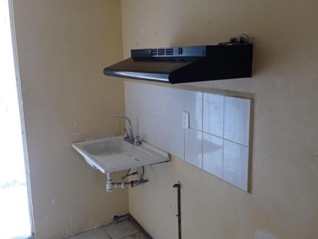 CASA EN VENTA DE 3 HABITACIONES CERCA DE PEÑAFLOR ES UN DUPLEX