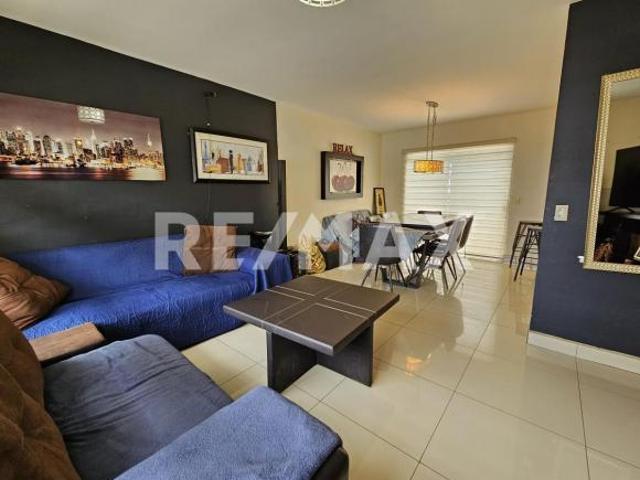Casa en venta de 3 niveles en Flamingos. 4