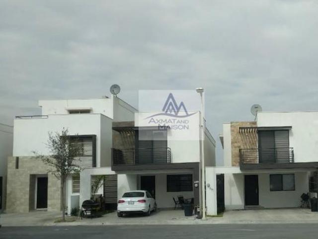 CASA EN VENTA DE GARCIA NUEVO LEON FRACC LAS CUMBRES PREMIER DS333