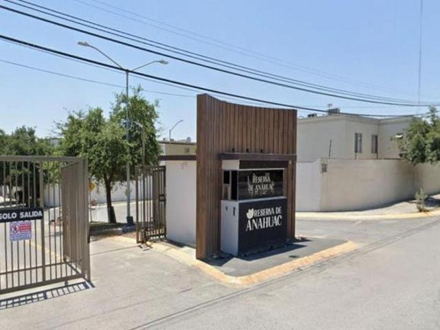 Casa En Venta De Recuperación Bancaria En San Nicolás De Los Garza, N.L. Ayrt