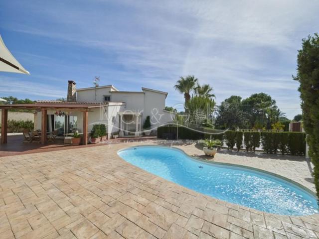 Casa en venta en Urbanización los Limoneros, el Baix Vinalopó