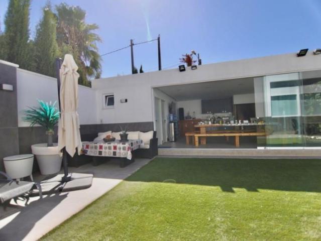 Casa en venta en el Vinalopó Mitjà / El Vinalopó Medio, Valencia