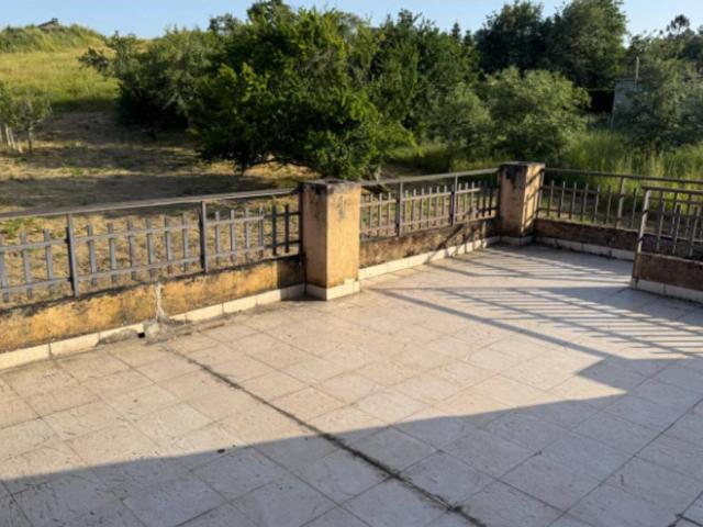 Casa en venta en Santa Cruz da Rabeda, Ourense
