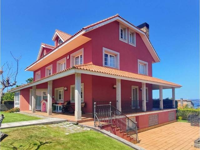 Casa en venta en A Coruña, Galicia