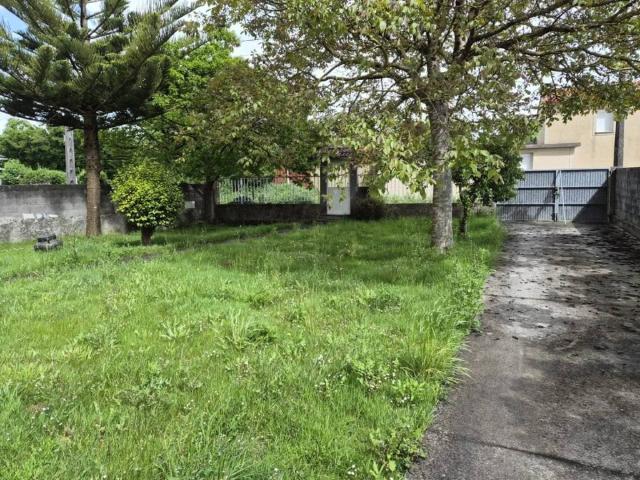 Casa en venta en A Laracha, A Coruña