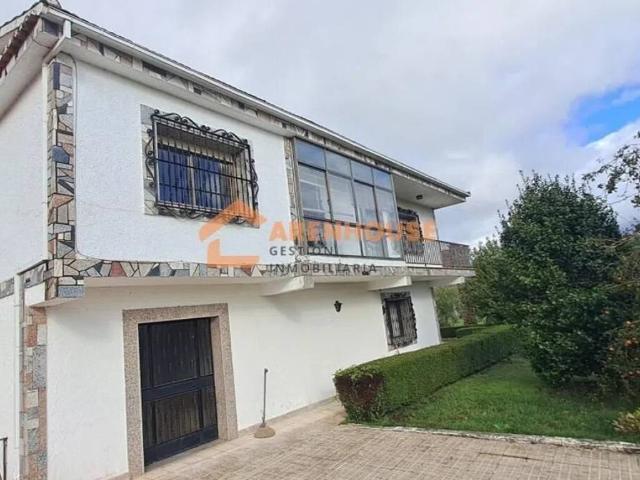 Casa en venta en A Merca Casa en venta en A Merca