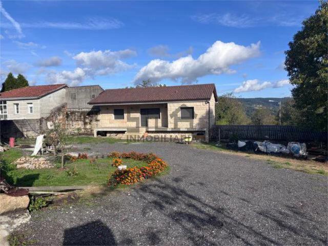 Chalet en venta en Coles, Ourense