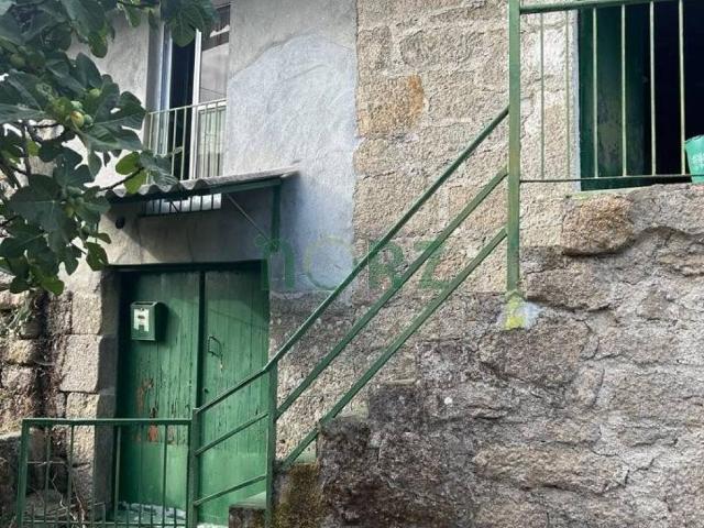Casa en venta en A Peroxa