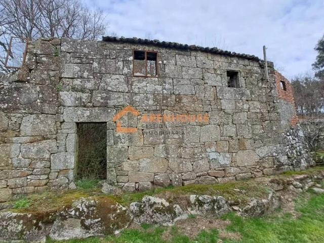 Casa en venta en A Peroxa