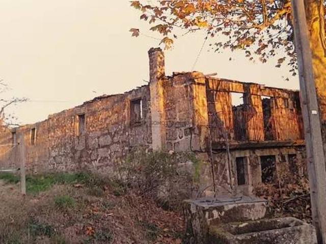 Casa en venta en Ourense, Galicia