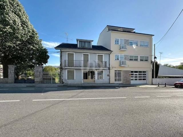 Casa en venta en A Pobra De Trives
