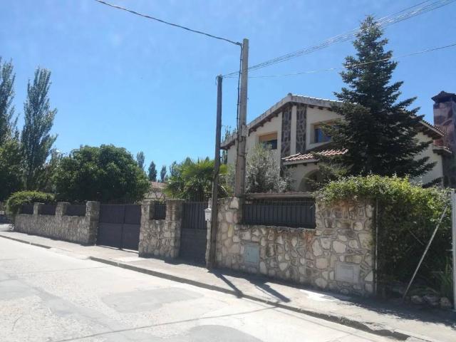 Casa en venta en Abades, Segovia