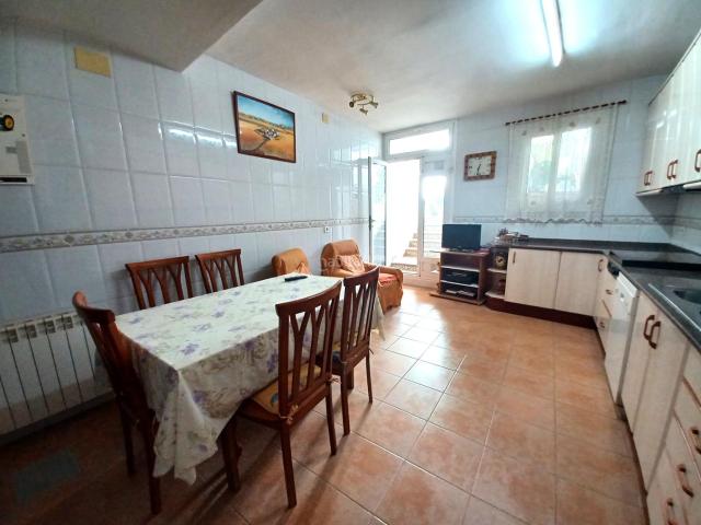 Casa en venta en Abrera