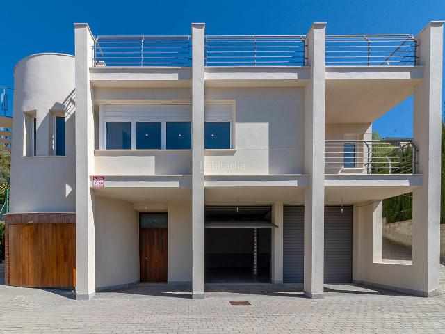 Casa en venta en Abrera