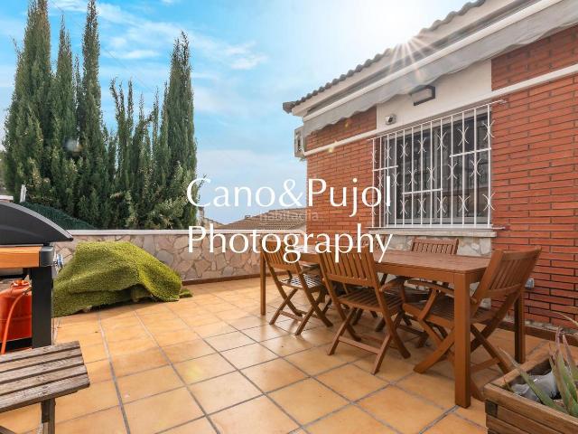 Casa en venta en Abrera